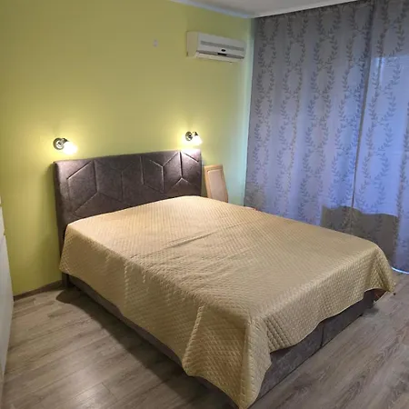 Sea&park View Apartment Varna